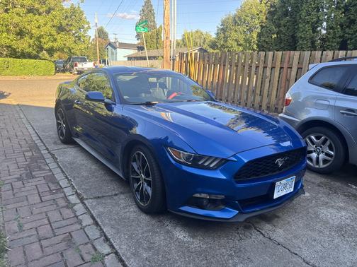 2017 Ford Mustang EcoBoost Premium