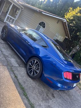 2017 Ford Mustang EcoBoost Premium