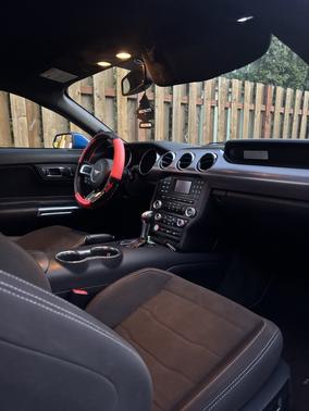 2017 Ford Mustang EcoBoost Premium