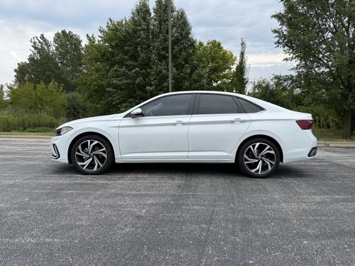 2025 Volkswagen Jetta SEL