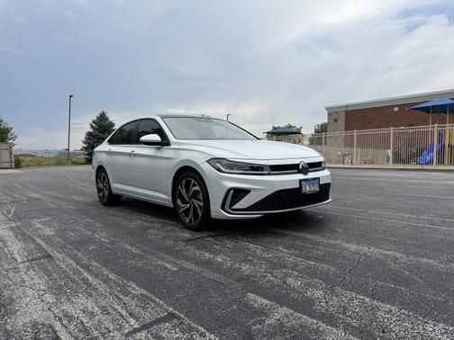 2025 Volkswagen Jetta SEL