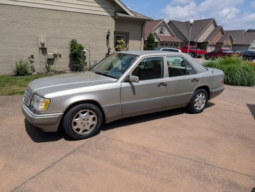 1995 Mercedes-Benz E-Class E420