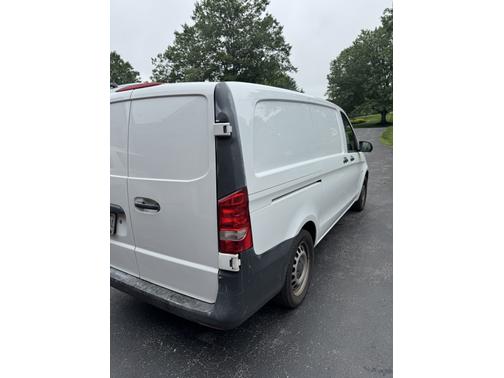 2017 Mercedes-Benz Metris Base