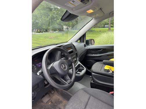 2017 Mercedes-Benz Metris Base
