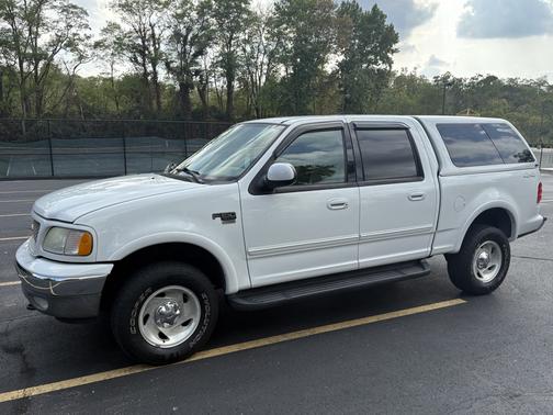 2003 Ford F-150 XLT SuperCrew
