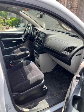 White 2014 RAM Cargo Tradesman
