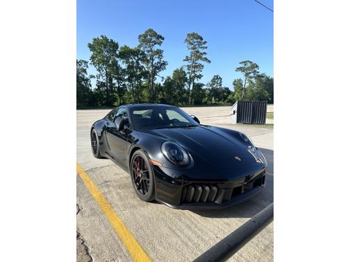 2025 Porsche 911 Carrera GTS