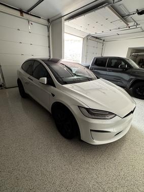 2023 Tesla Model X Base