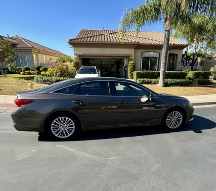 Brown 2020 Toyota Avalon Hybrid Limited
