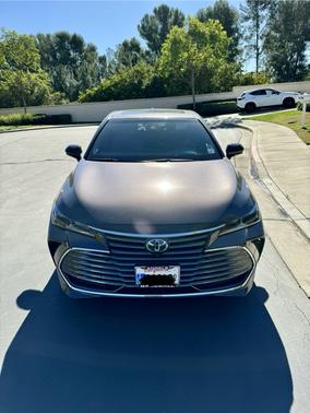 Brown 2020 Toyota Avalon Hybrid Limited