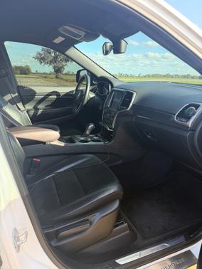 2018 Jeep Grand Cherokee Laredo E