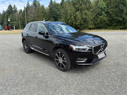 2019 Volvo XC60 Recharge Plug-In Hybrid T8 Inscription