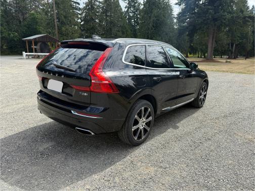 2019 Volvo XC60 Recharge Plug-In Hybrid T8 Inscription