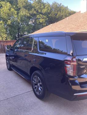2022 Chevrolet Suburban LT