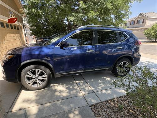Blue 2018 Nissan Rogue SL