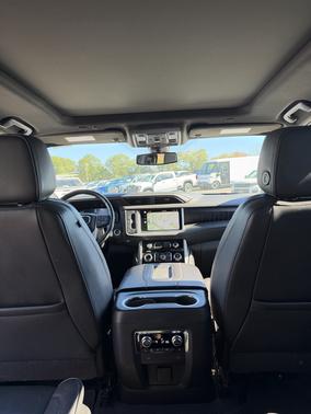 White 2022 GMC Yukon XL Denali