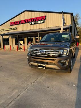 Brown 2019 Ford Expedition Limited
