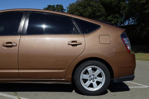 Brown 2005 Toyota Prius Base
