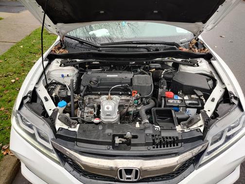 Photo 4 of 4 of 2016 Honda Accord EX-L
