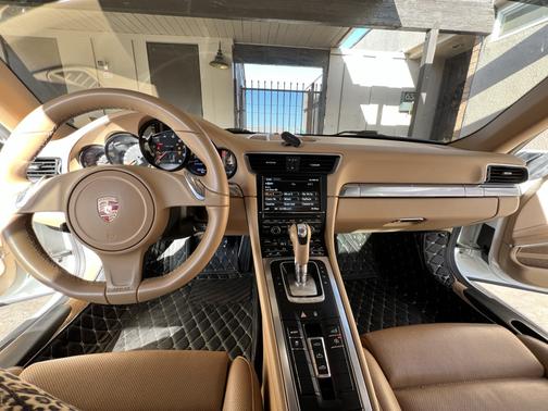 2013 Porsche 911 911 Carrera Cabriolet