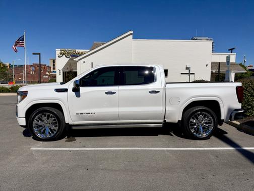 White 2020 GMC Sierra 1500 Denali