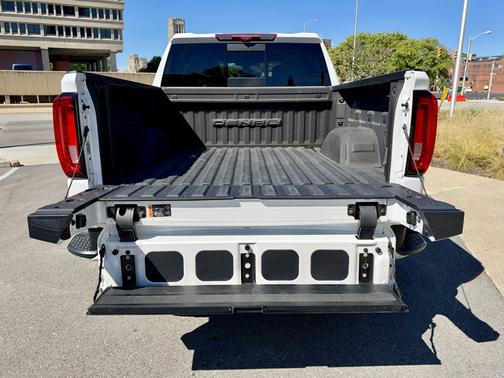 White 2020 GMC Sierra 1500 Denali