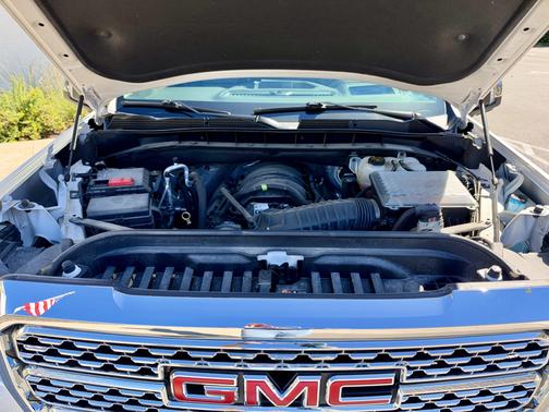 White 2020 GMC Sierra 1500 Denali