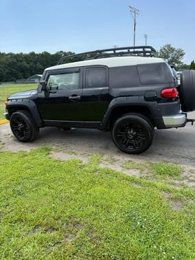 Black 2007 Toyota FJ Cruiser Base