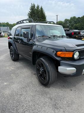 Black 2007 Toyota FJ Cruiser Base