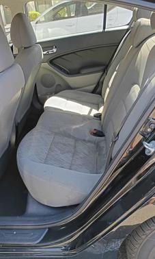 Black 2008 Kia Spectra EX