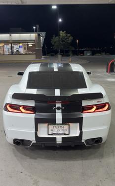 White 2015 Chevrolet Camaro 2SS