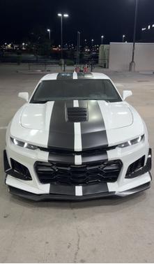 White 2015 Chevrolet Camaro 2SS