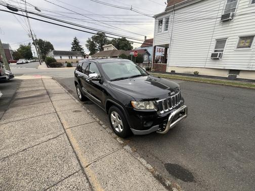 Black 2013 Jeep Grand Cherokee Limited