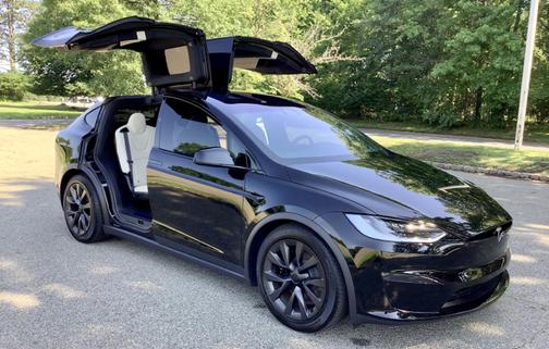 2024 Tesla Model X Long Range