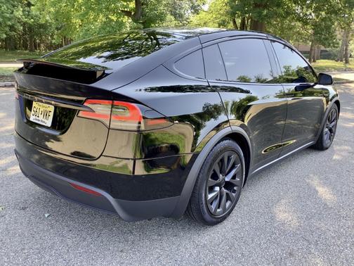 2024 Tesla Model X Long Range