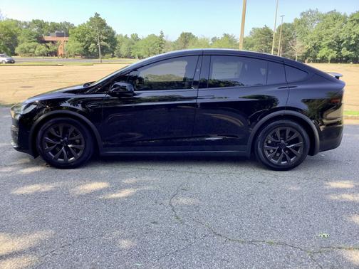 2024 Tesla Model X Long Range