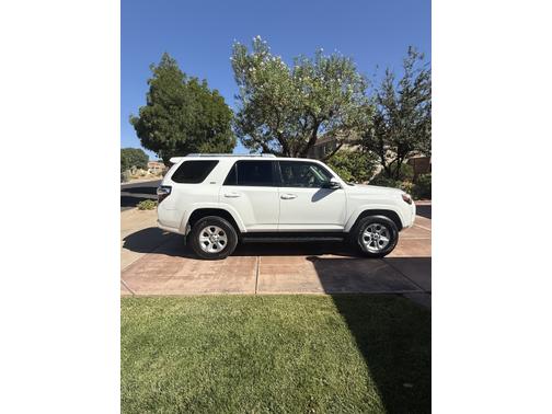 2017 Toyota 4Runner SR5 Premium