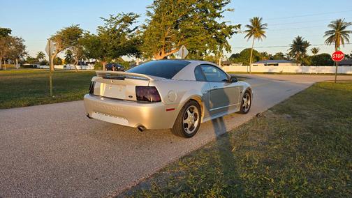 2000 Ford Mustang GT