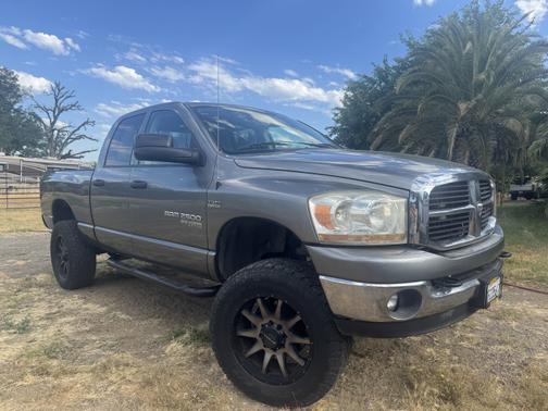 2006 Dodge Ram 2500 SLT Quad Cab