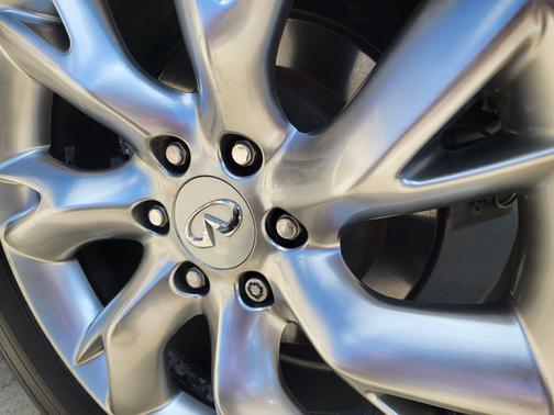 2011 INFINITI QX56 Base