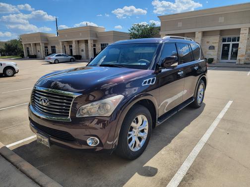 2011 INFINITI QX56 Base