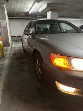 1998 Lexus ES 300 Base