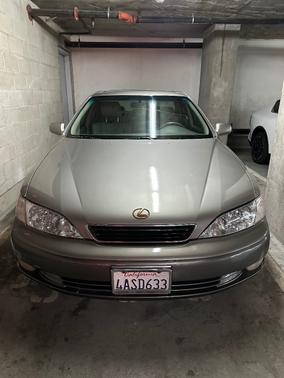 1998 Lexus ES 300 Base