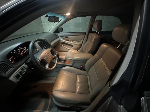 1998 Lexus ES 300 Base