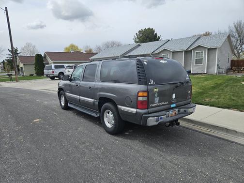 2002 GMC Yukon XL K2500