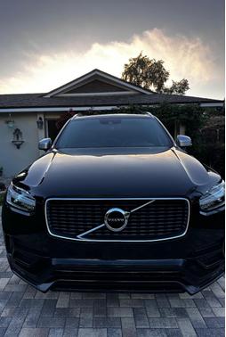 Black 2019 Volvo XC90 T6 R-Design