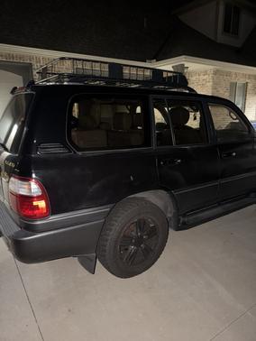 Black 2001 Lexus LX 470 Base
