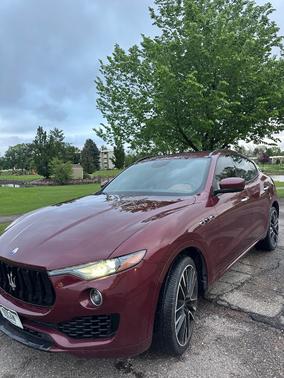 Red 2017 Maserati Levante S