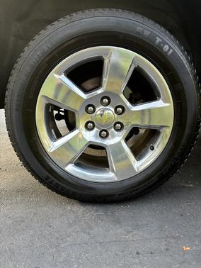 Gray 2016 Chevrolet Suburban LS
