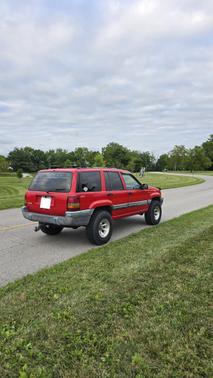 1994 Jeep Grand Cherokee SE 4WD